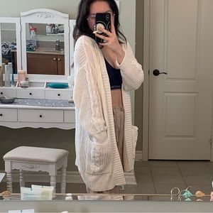 White Cardigan🤍